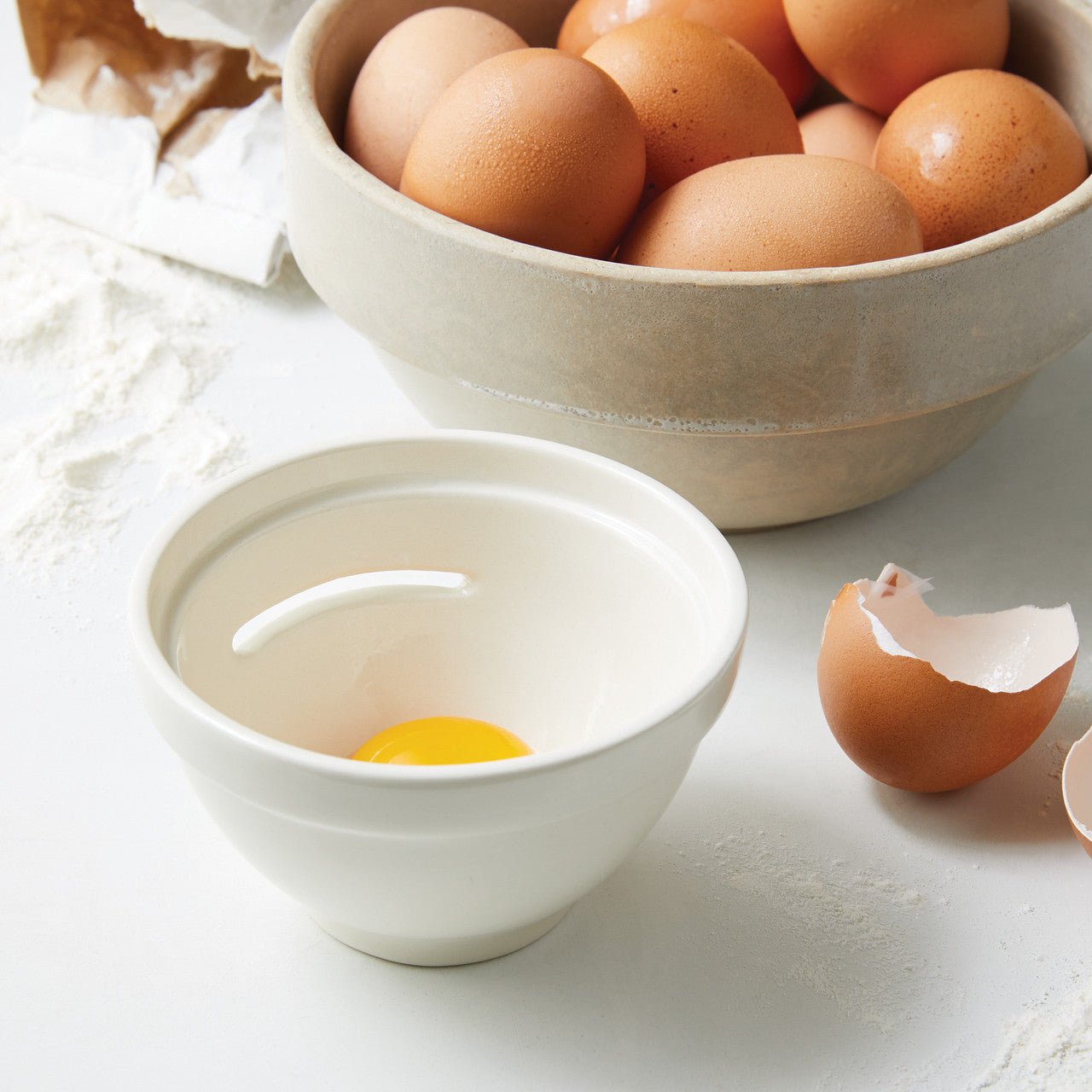 EGG SEPARATOR