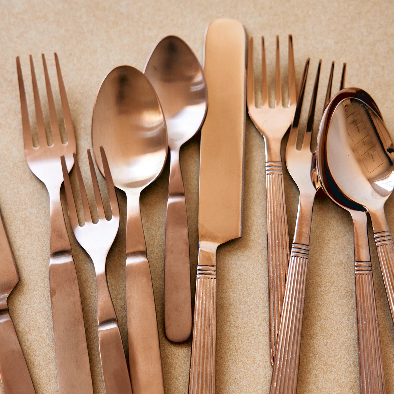 Florentine Flatware Set/5, Blush Matte