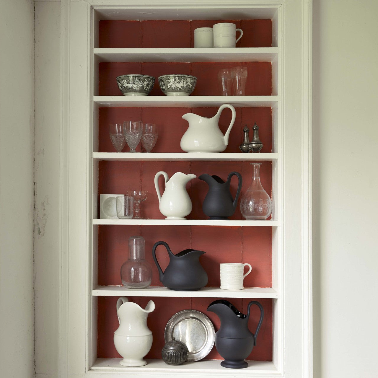 STONEWARE AVIARY PITCHER, FLOUR NO. 1