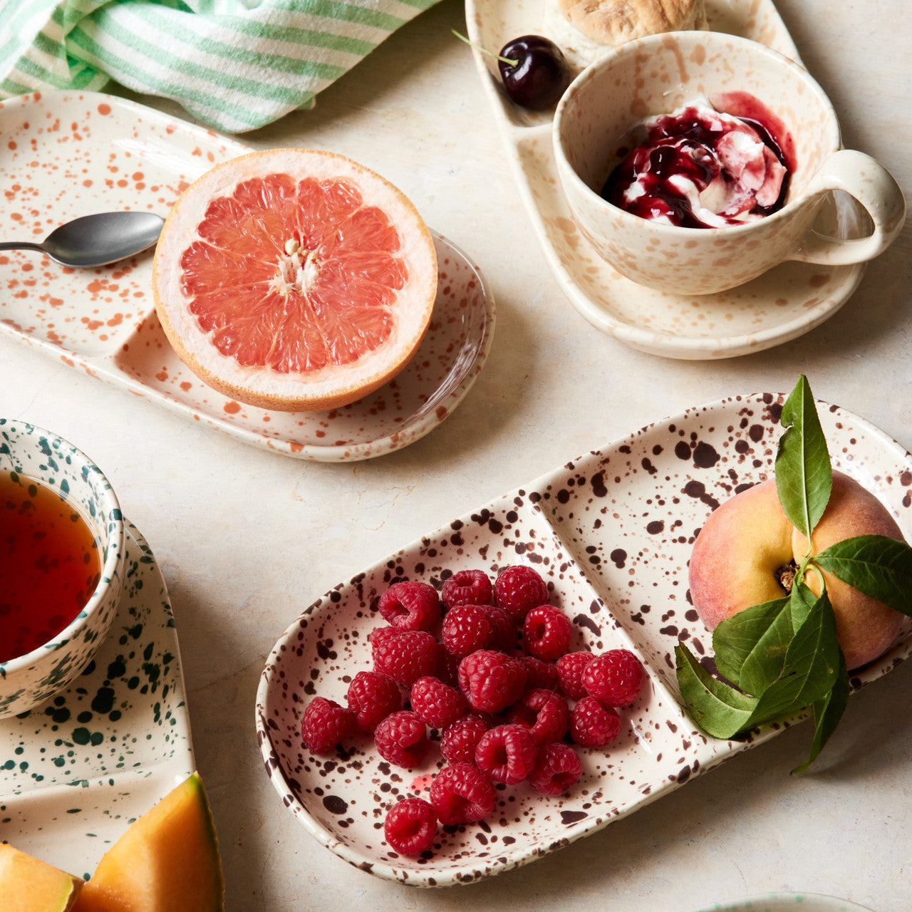 Splatterware Divided Tray, Latte 1 Ea.