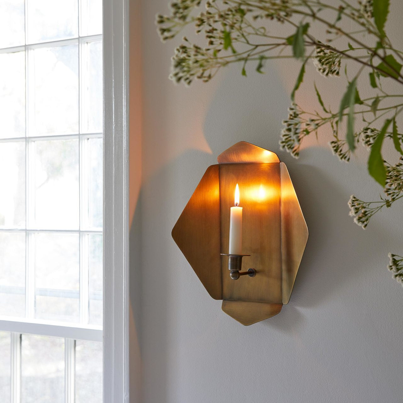 QUATREFOLD CANDLE SCONCE