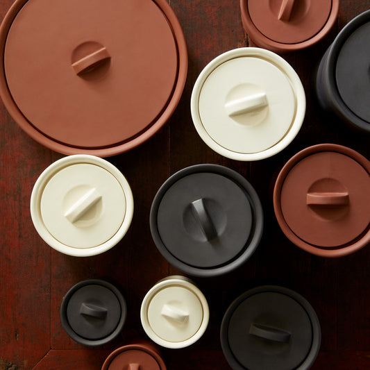 MATTE BLACK LARDER CROCK 6